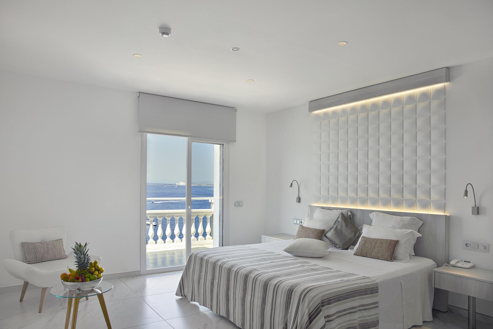 Hotel Vistabella โรเซส ภายนอก รูปภาพ
